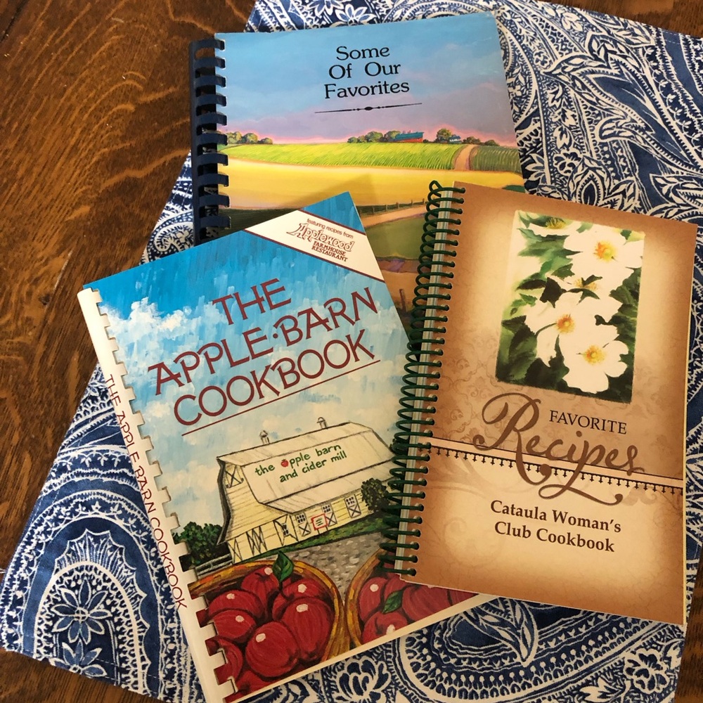 Collection of 3️⃣ Southern Cookbooks 👩🏼‍🍳👩🏻‍🍳